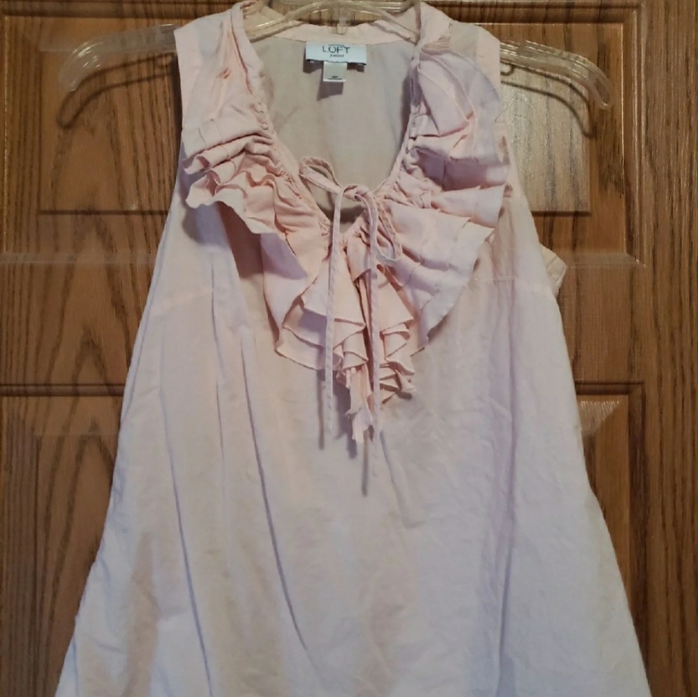 Ann Taylor loft sleeveless ruffle top sp
